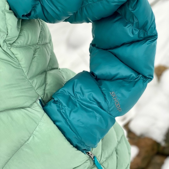 SKHOOP Klara Women's Mint and Teal Puffer Jacket. - Picture 2 of 9